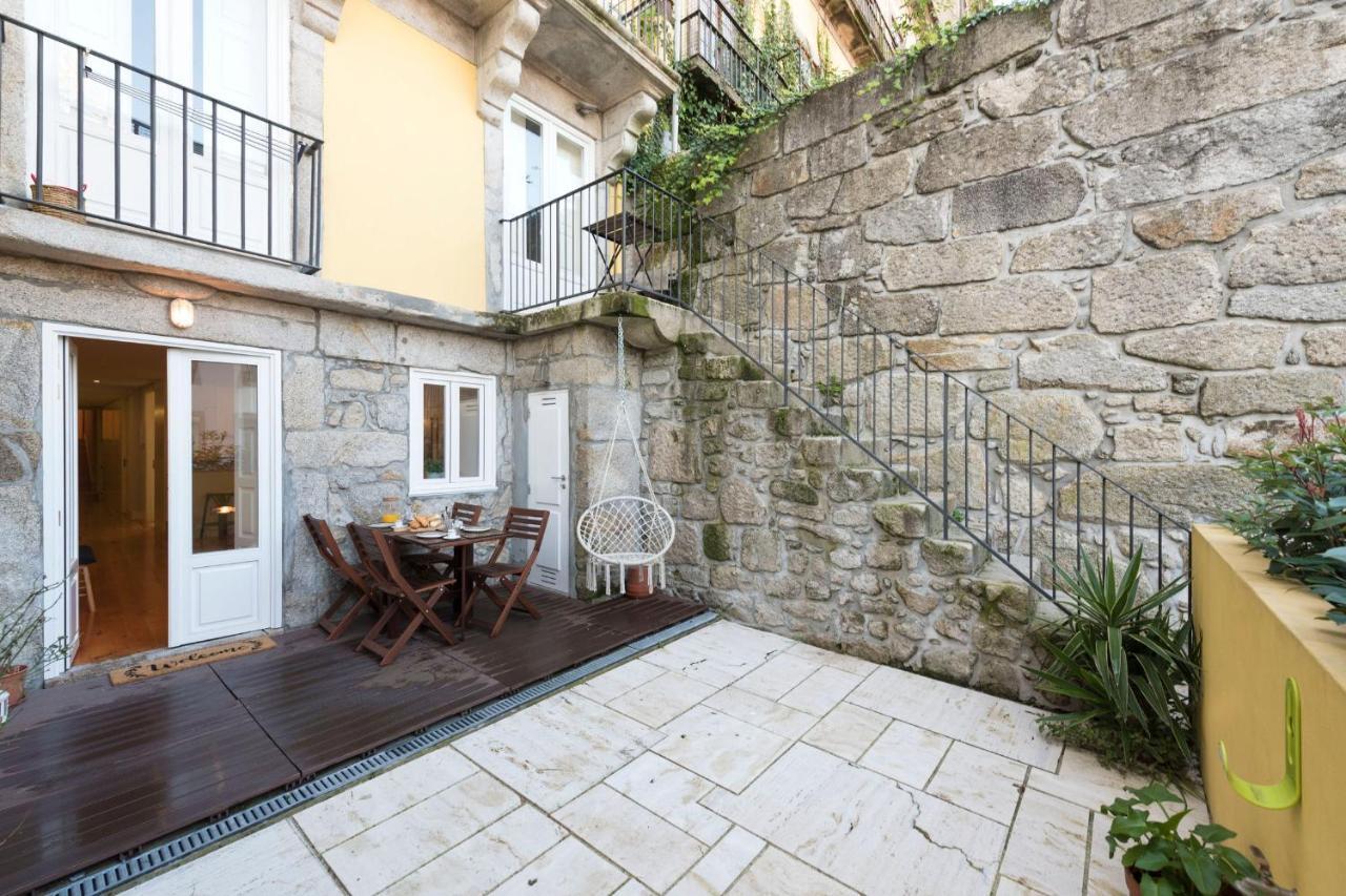 Lovelystay - Porto Peaceful Living W/ Backyard Exterior photo